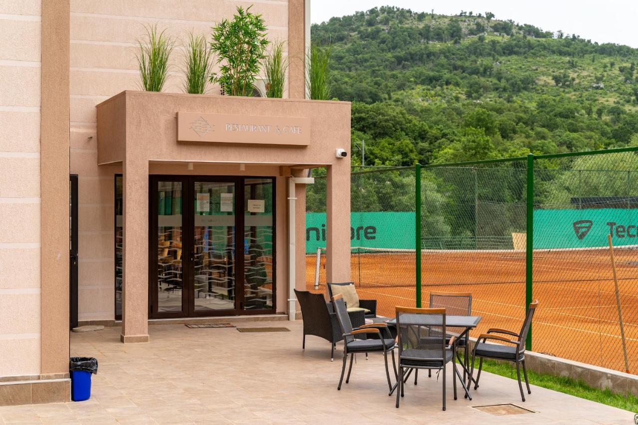 Hotel Rio Verde Pricelje Dış mekan fotoğraf