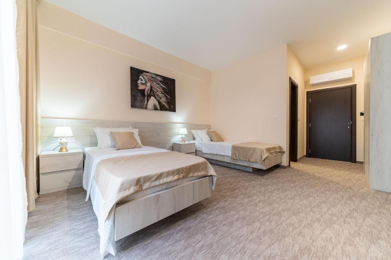 Hotel Rio Verde Pricelje Dış mekan fotoğraf