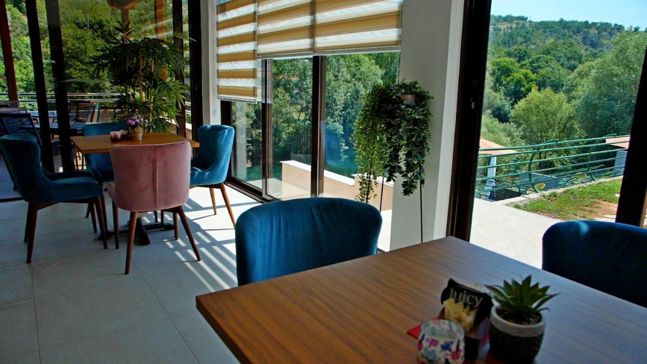 Hotel Rio Verde Pricelje Dış mekan fotoğraf