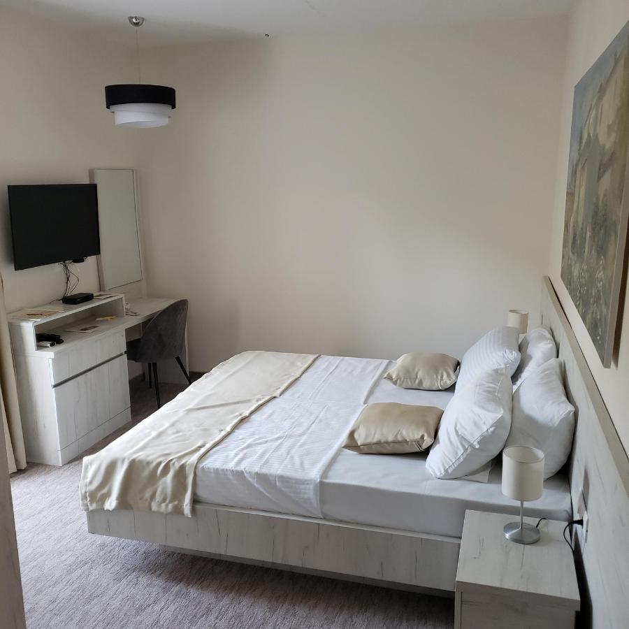 Hotel Rio Verde Pricelje Dış mekan fotoğraf