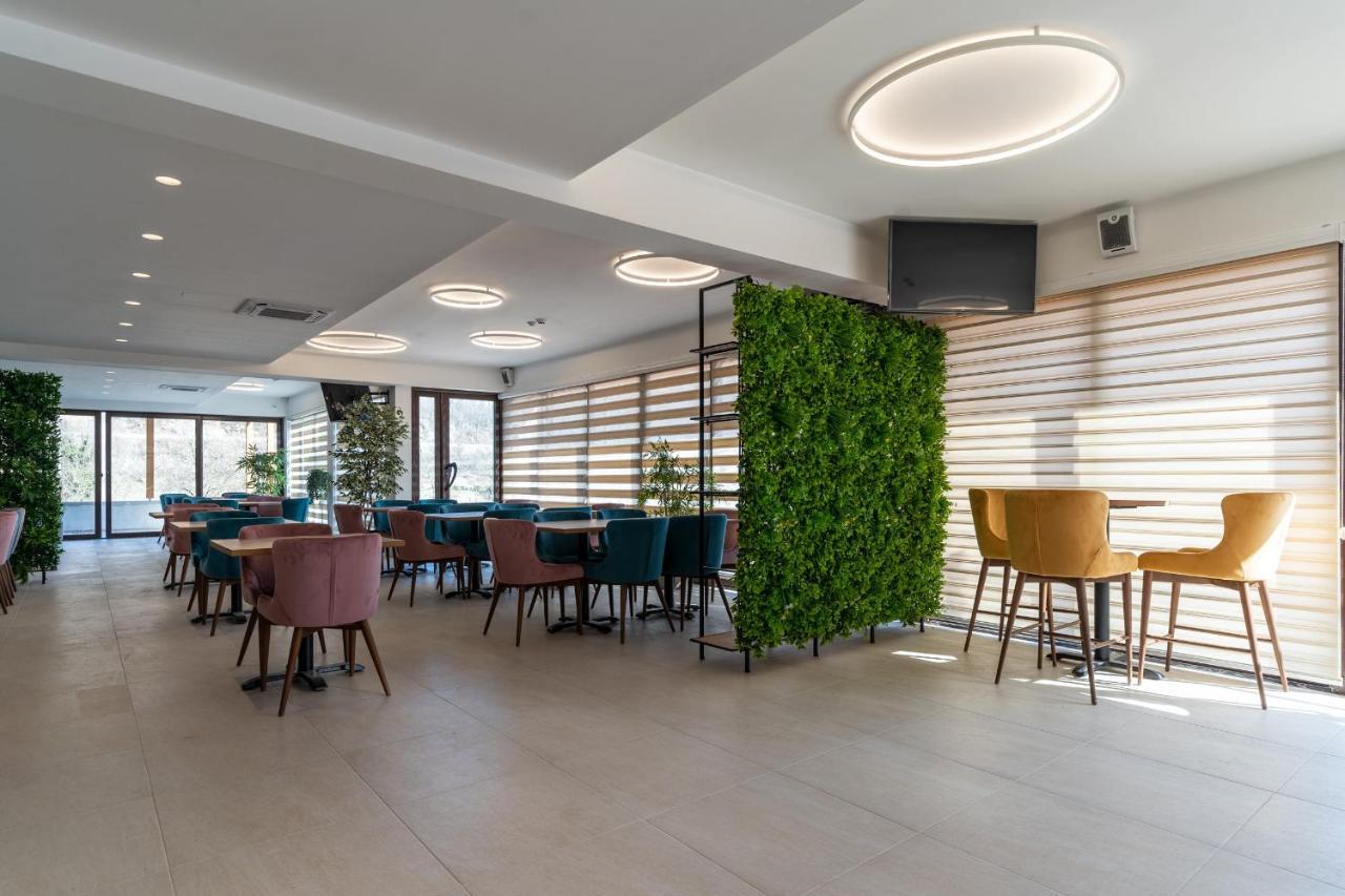 Hotel Rio Verde Pricelje Dış mekan fotoğraf