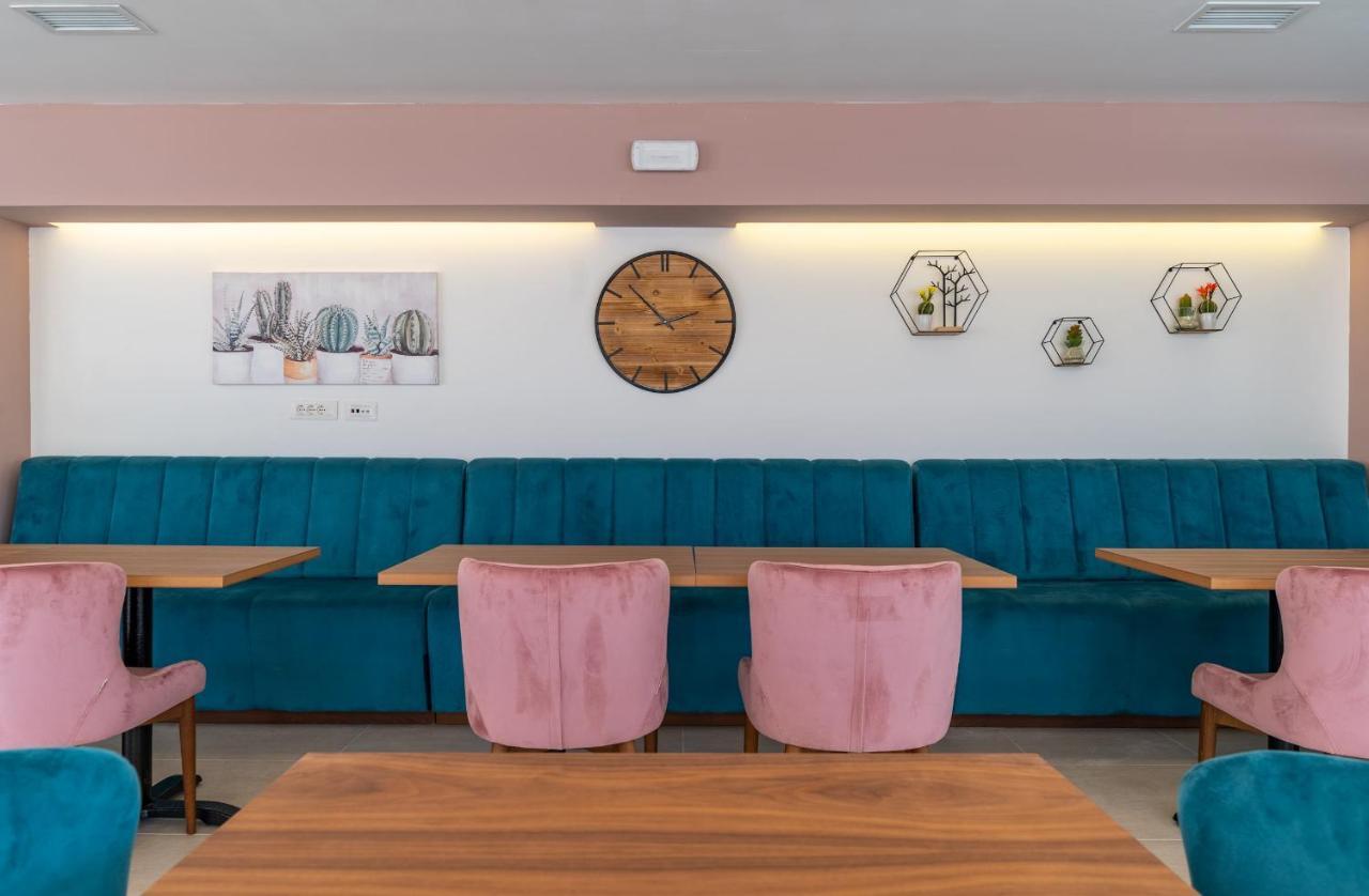 Hotel Rio Verde Pricelje Dış mekan fotoğraf