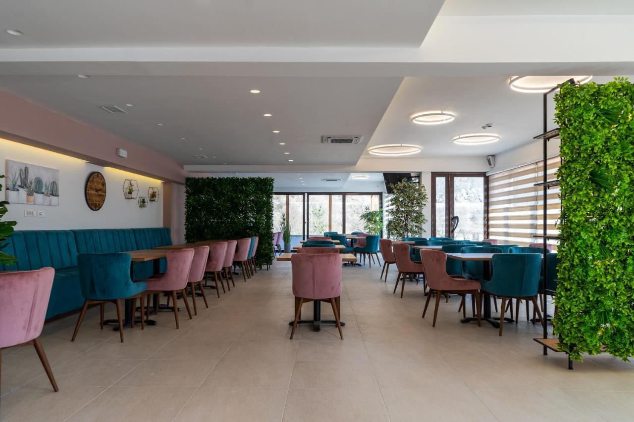 Hotel Rio Verde Pricelje Dış mekan fotoğraf