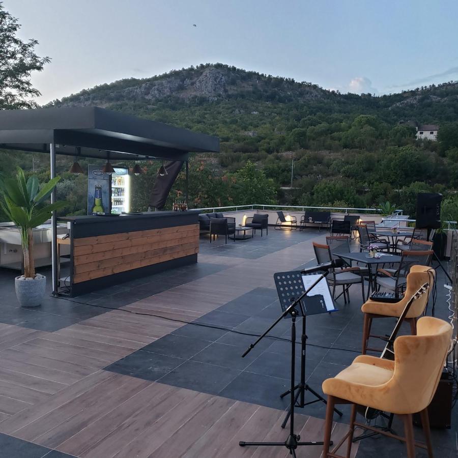 Hotel Rio Verde Pricelje Dış mekan fotoğraf