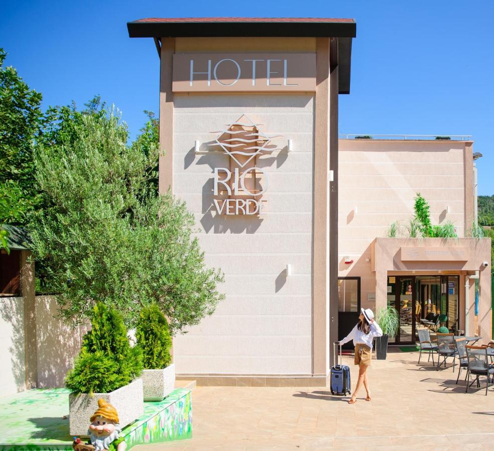 Hotel Rio Verde Pricelje Dış mekan fotoğraf